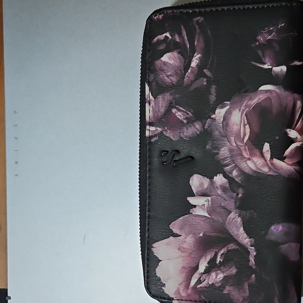 Simply Vera Wang Floral Black and Purple Wallet